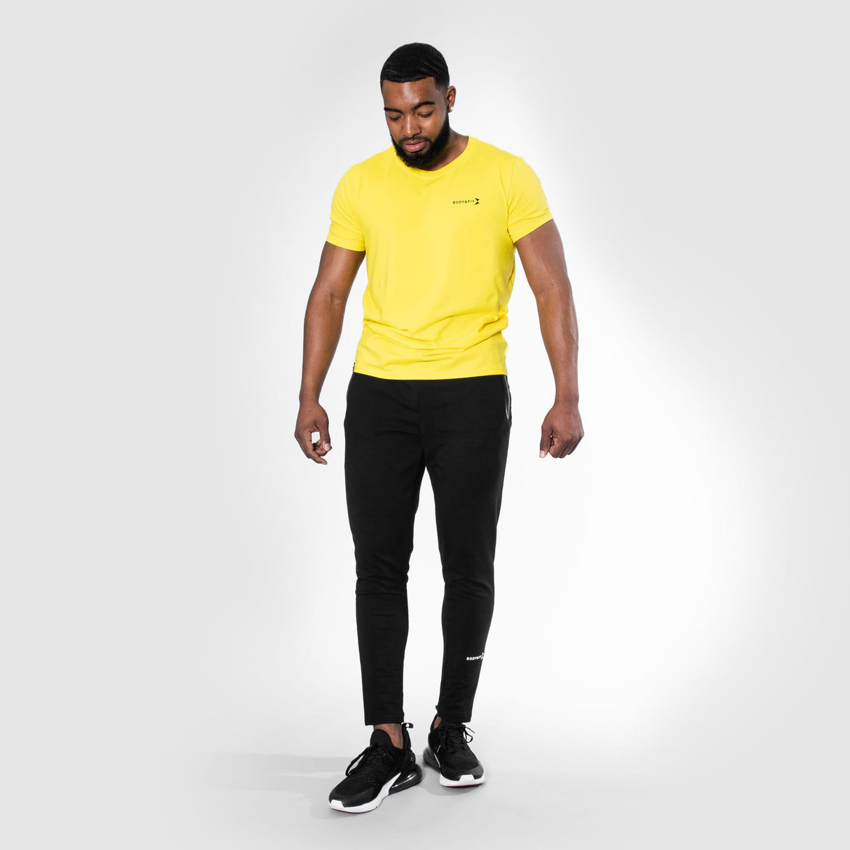 Essential Casual T-shirt - Geel