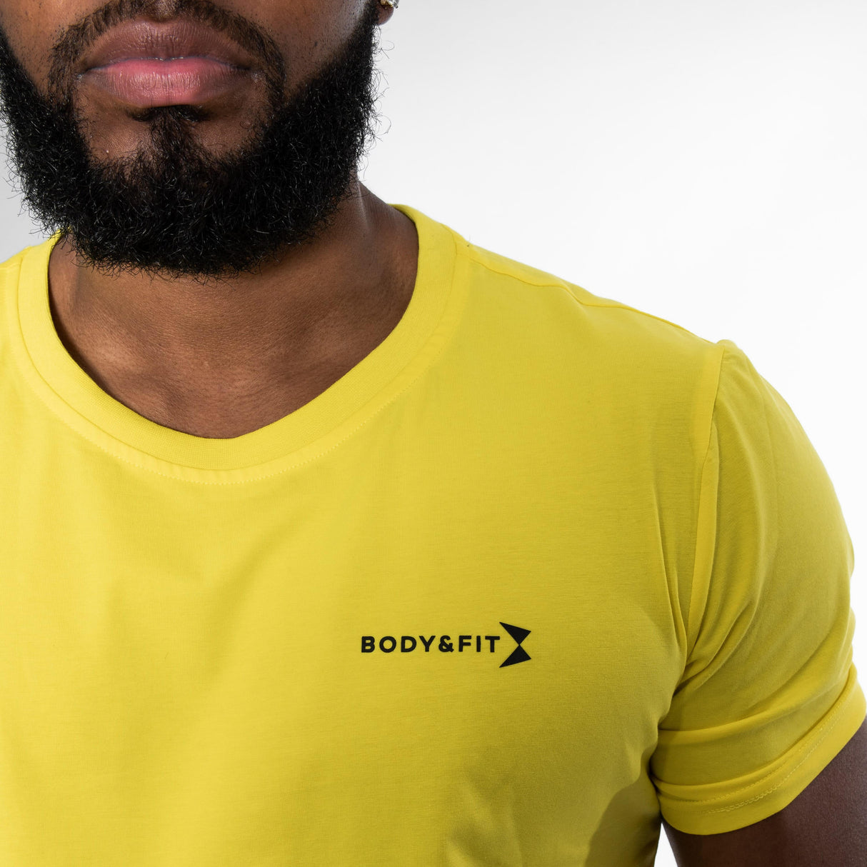 Essential Casual T-shirt - Geel