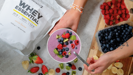 Bol de smoothie aux fruits avec whey Body&Fit.