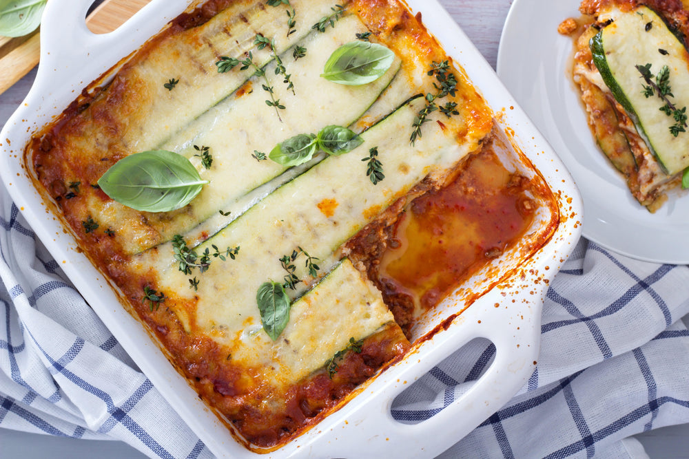 Low-carb zucchini lasagna with cheese and tomato sauce.