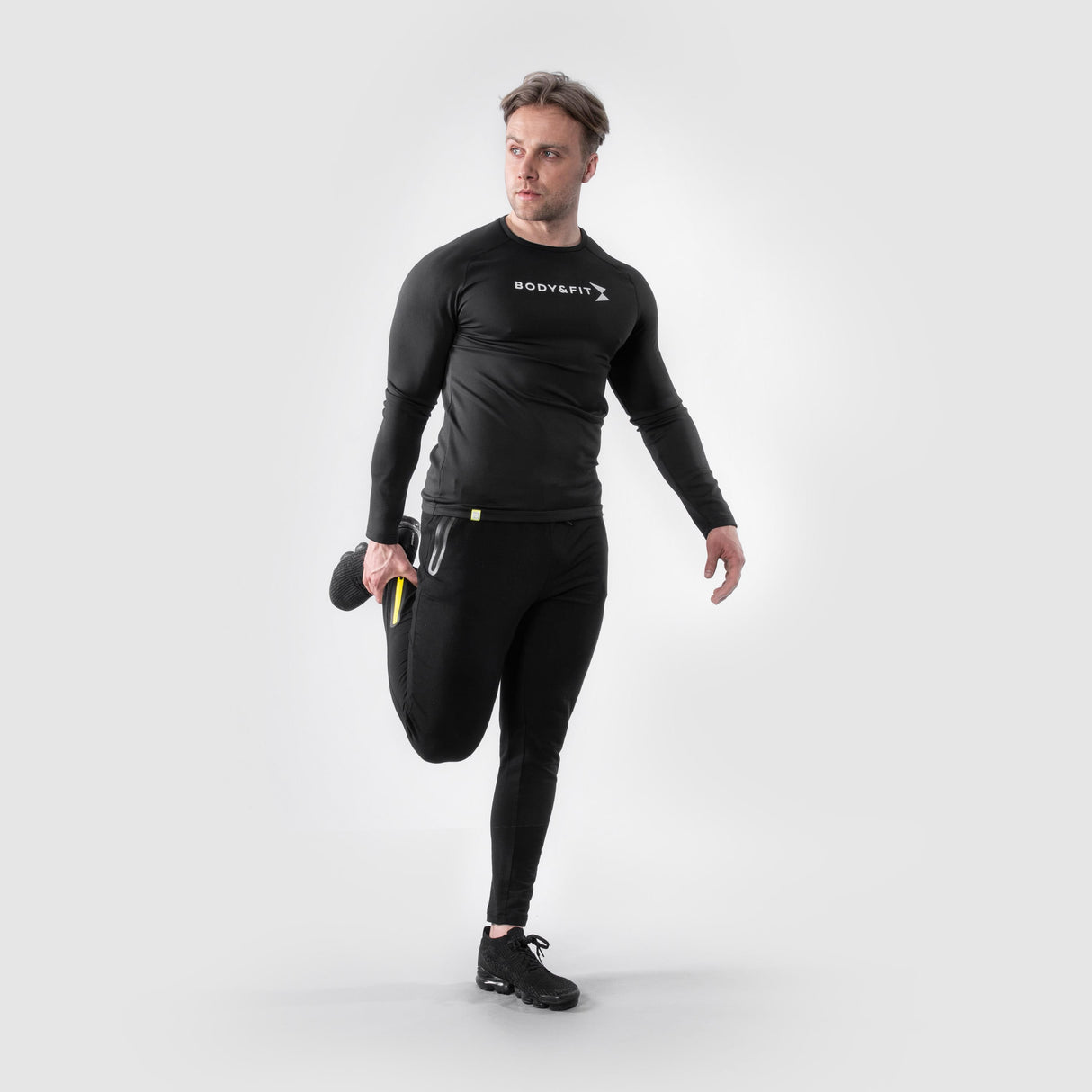 Hero Motion T-shirt Long Sleeve - Black